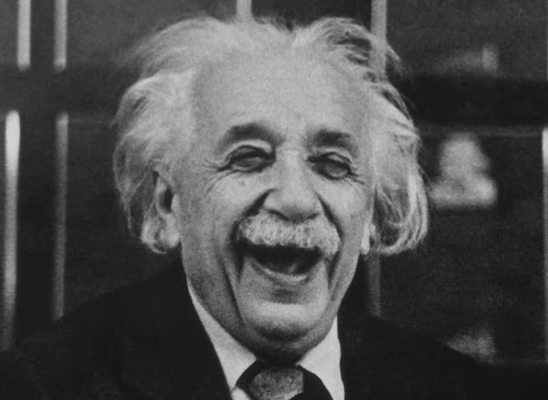 Sale a la luz la «teoría de la felicidad» de Einstein