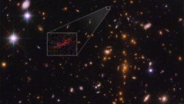 Un golpe de suerte permite al Hubble captar detalles de la galaxia más lejana