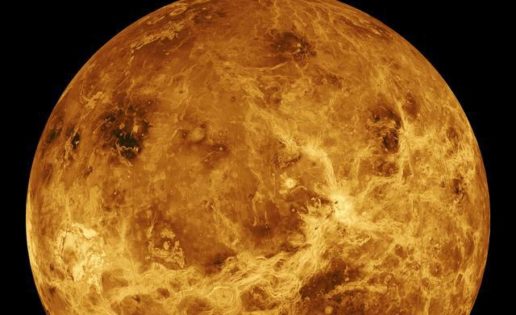 ¿Están vivas las manchas oscuras que aparecen en las nubes de Venus?