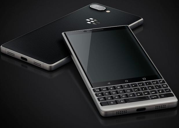 Probamos la nueva BlackBerry Key2: ¿tiene sentido en 2018 poner teclado físico?
