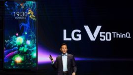 LG presenta el V50, un teléfono con dos pantallas, y el LG G8 que se maneja con gestos