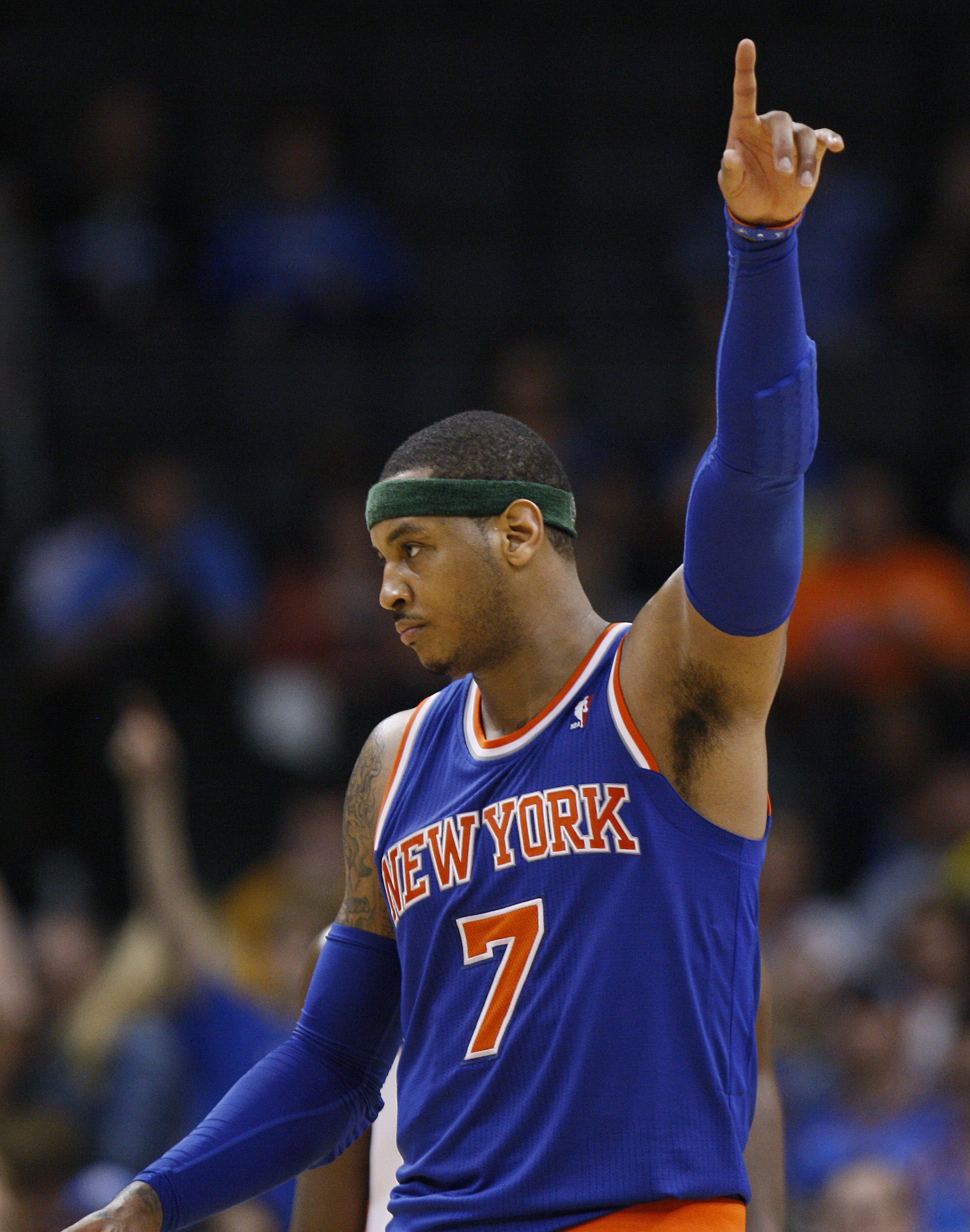 Carmelo hace de oro a los Knicks