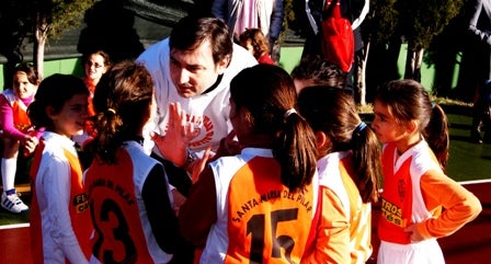 Baloncesto: Ocho equipos femeninos empezarán 2014 sin perder ni un solo partido