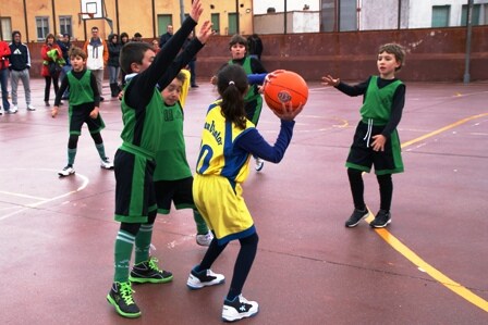 Baloncesto: ocho equipos infantiles empiezan su carrera hacia el podio