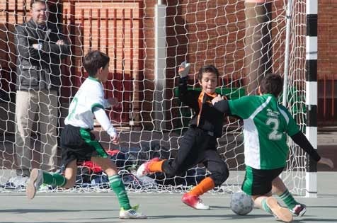 Futsal: Los prebenjamines de Tomás Bretón, Jesús María “A” y B. V. M. Irlandesas “A” más cerca de la final