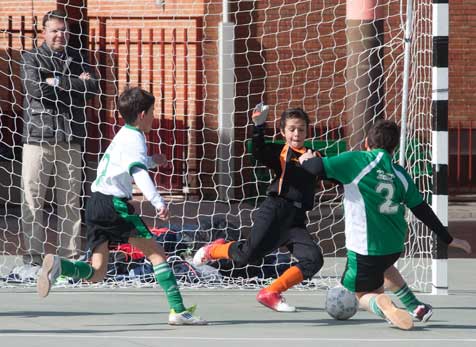 Futsal: Los prebenjamines de Tomás Bretón, Jesús María “A” y B. V. M. Irlandesas “A” más cerca de la final