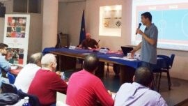 Roberto Gracia instruyó a los árbitros de fútbol sala en el curso anual de ECM