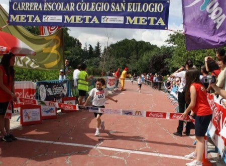 San Eulogio organiza su carrera escolar y el torneo de vóley
