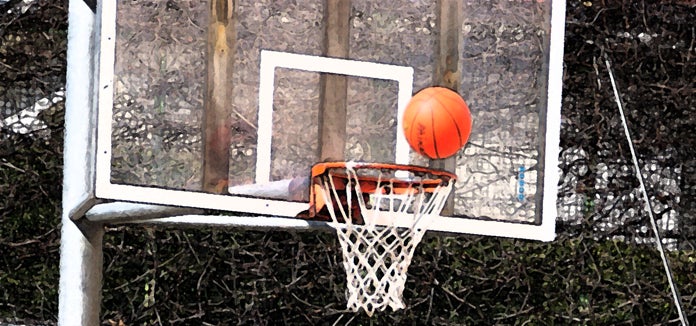 Baloncesto: Saint Louis e Irlandesas tras la última victoria