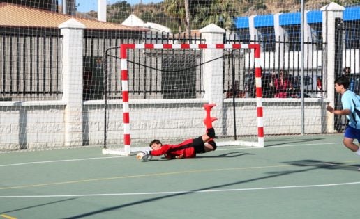 Recuerdo, Prado, Santísima Trinidad, y Calasancio, en cuartos de final