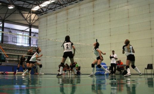 Los claretianos copan las semifinales de voleibol