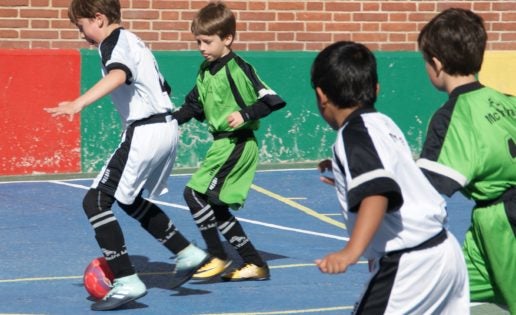 Victorias locales en dos emocionantes partidos