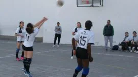 Las mejores imágenes del partido de voleibol juvenil femenino entre Raimundo Lulio y San Patricio Soto