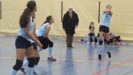 Las mejores imágenes del partido de voleibol entre Saint Louis des Français “A” y Santo Domingo Savio