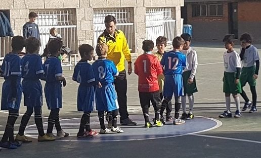 “Los peques” de SASR, Vedruna y Mater caminan hacia el campeonato