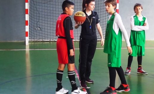 Carmen Martín, árbitra de baloncesto: “El baloncesto es un deporte de equipo, eso inculca valores”