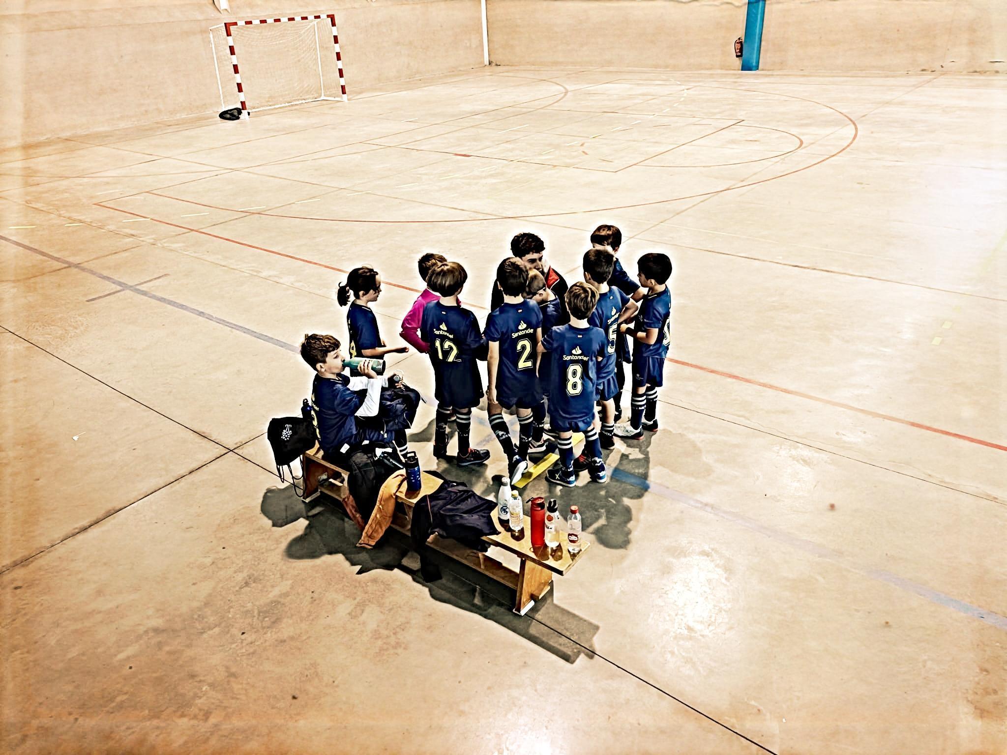 El fútbol sala paga la aparición de la lluvia en la primera jornada de competición