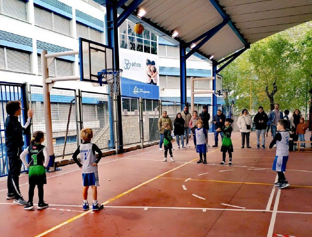 La lluvia protagoniza el inicio de la competición