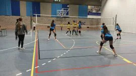 El colegio Santa Ana y San Rafael triunfa con tres equipos en la fase final de voleibol de la categoría Infantil Femenino
