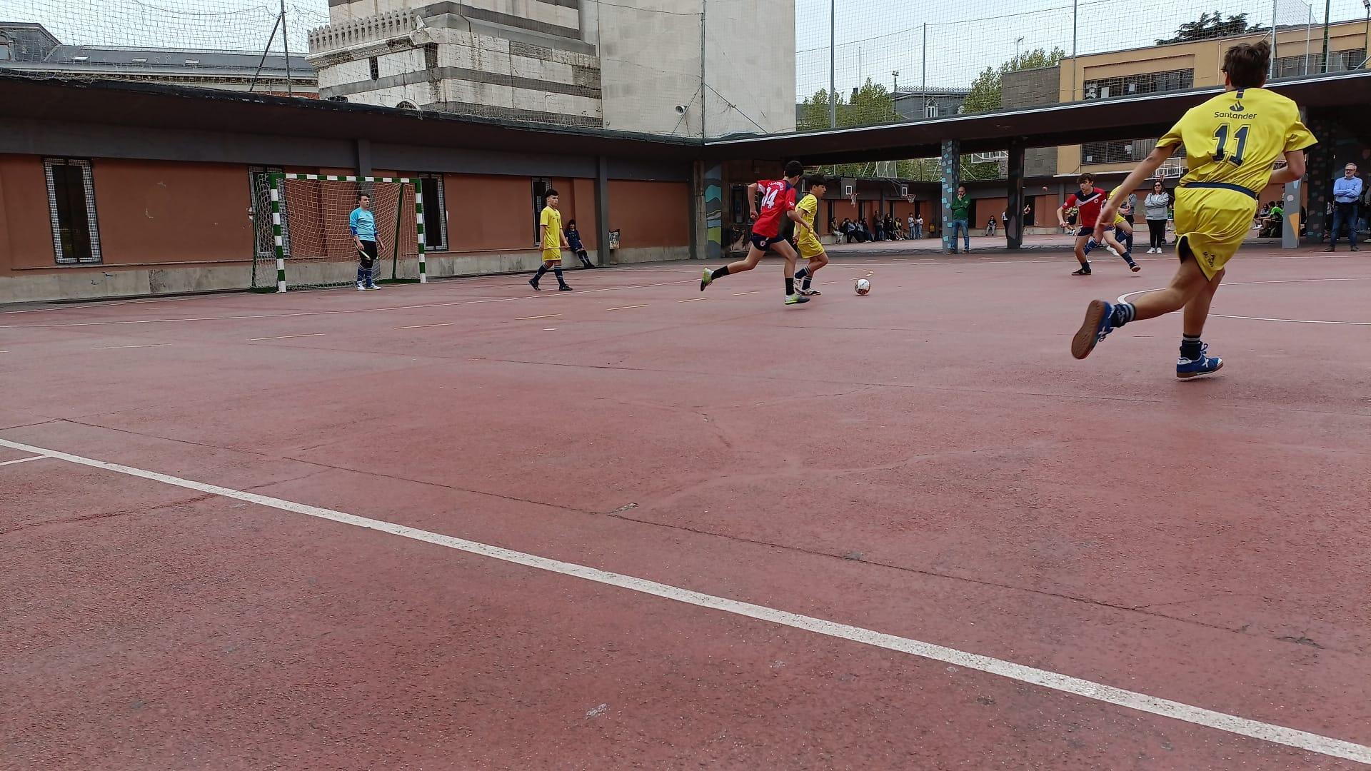El colegio Jesús María busca un histórico doblete en el futsal de balón grande