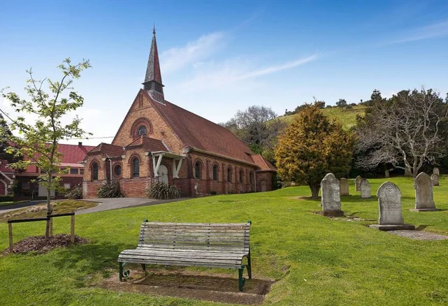 Compra una iglesia de 1916 para crear una escuela de ajedrez