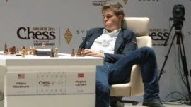 Las posturas de Magnus Carlsen