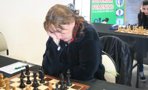 La mujer que dejó el ajedrez, tuvo cuatro hijos y volvió para triunfar