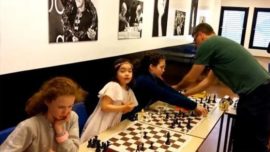 Una niña de seis años humilla al gran maestro Simen Agdestein