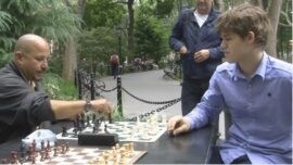 Carlsen, de incógnito con dos buscavidas en Nueva York