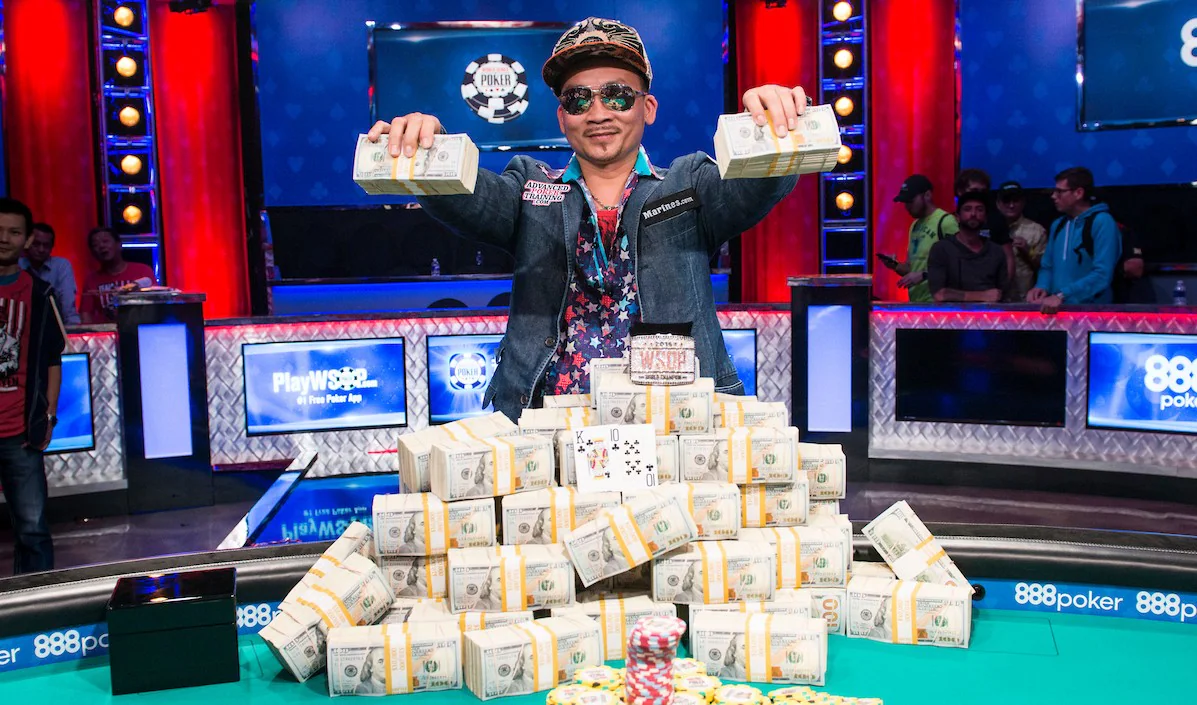 Qui Nguyen, el vietnamita que ganó la guerra del póker en Las Vegas