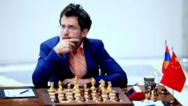 Levon Aronian fulmina a Ding Liren en la Copa del Mundo