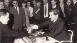 Muere el sacerdote y ajedrecista William Lombardy, la única ayuda de Fischer contra Spassky