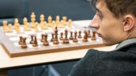 Dubov, acusado de traicionar a Rusia por ayudar a Carlsen