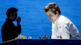 Magnus Carlsen defenderá su título en Dubái a finales de 2021