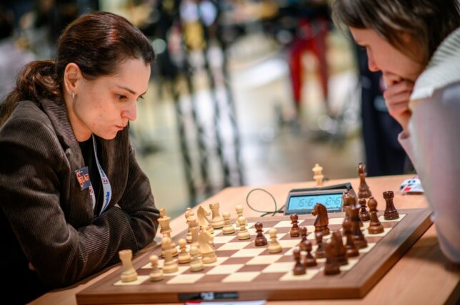 Campeonato Mundial de Rápido - dia 03: Abdusattorov e Kosteniuk