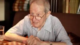 Yuri Averbaj, el gran maestro más viejo del mundo, cumple 100 años