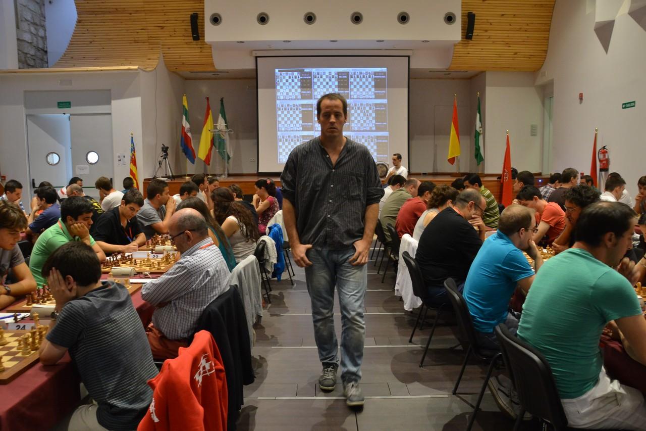 Paco Vallejo jugando en chess24 (III) 