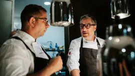 El feliz encuentro de Joan Roca con los hermanos Padrón