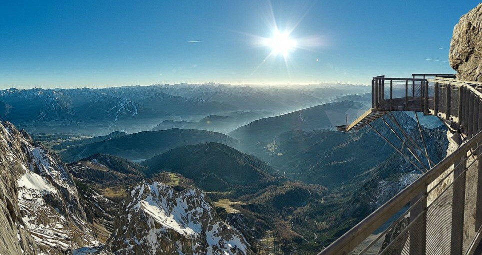 Inauguran en los Alpes el mirador más escalofriante del mundo