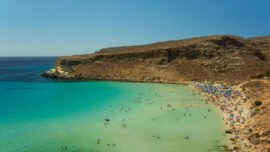 Lampedusa: la mejor playa del mundo y el miedo