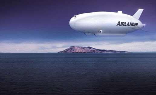 Airlander: la aeronave más grande del mundo, en manos del cantante de Iron Maiden
