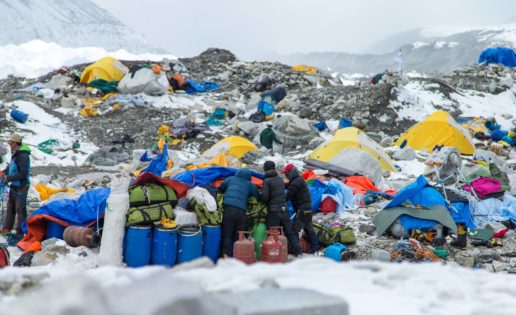 El dramático vídeo que grabó un superviviente del terremoto en el Everest